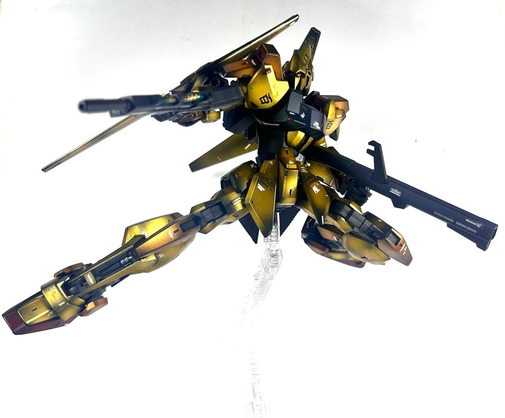 ギラっと光るツインアイがまた素晴らしい機体ですよね‼️