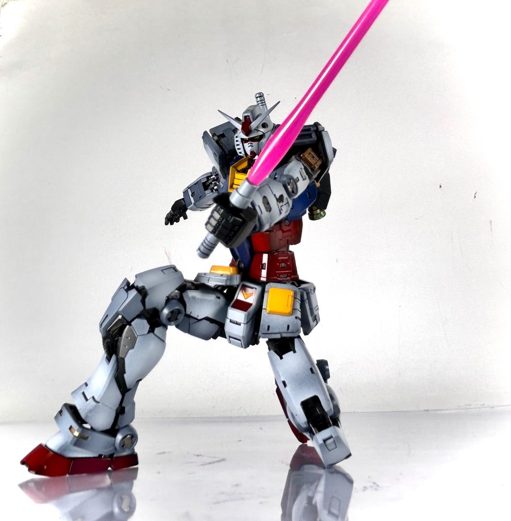 そして着地‼️可動が優秀すぎて膝立ちも決まりますね(gundam-kao3)