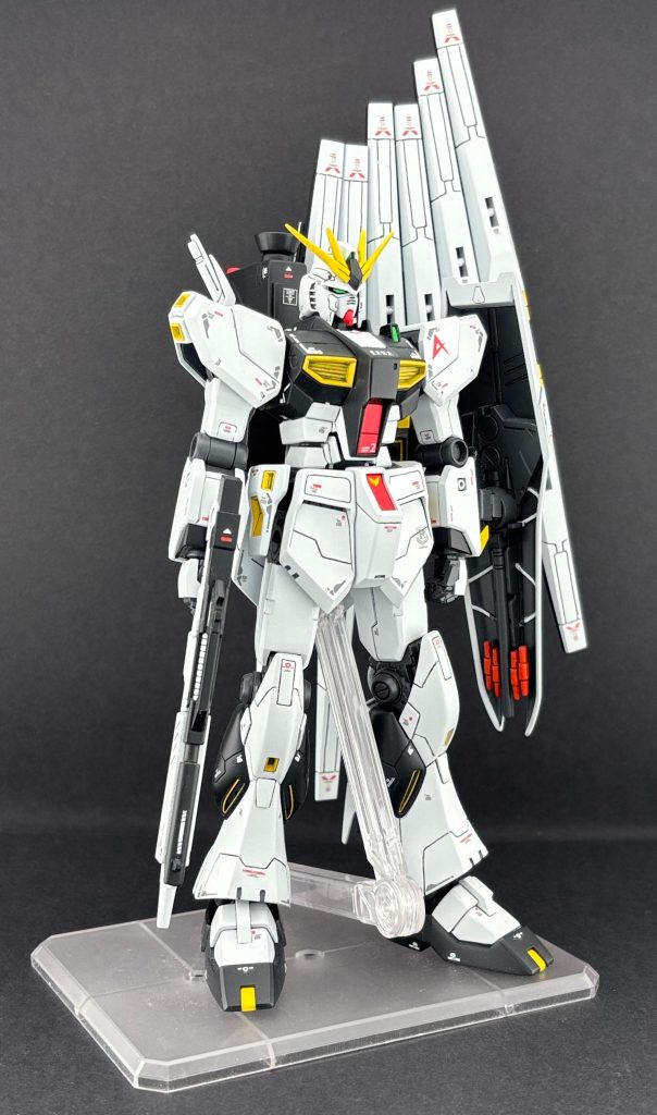 νガンダムと言ったら、やはりフィンファンネルを装備させたいっ！と思い、オプションパーツセット19を購入して作製しましたが、長らく放置してしまいましたw