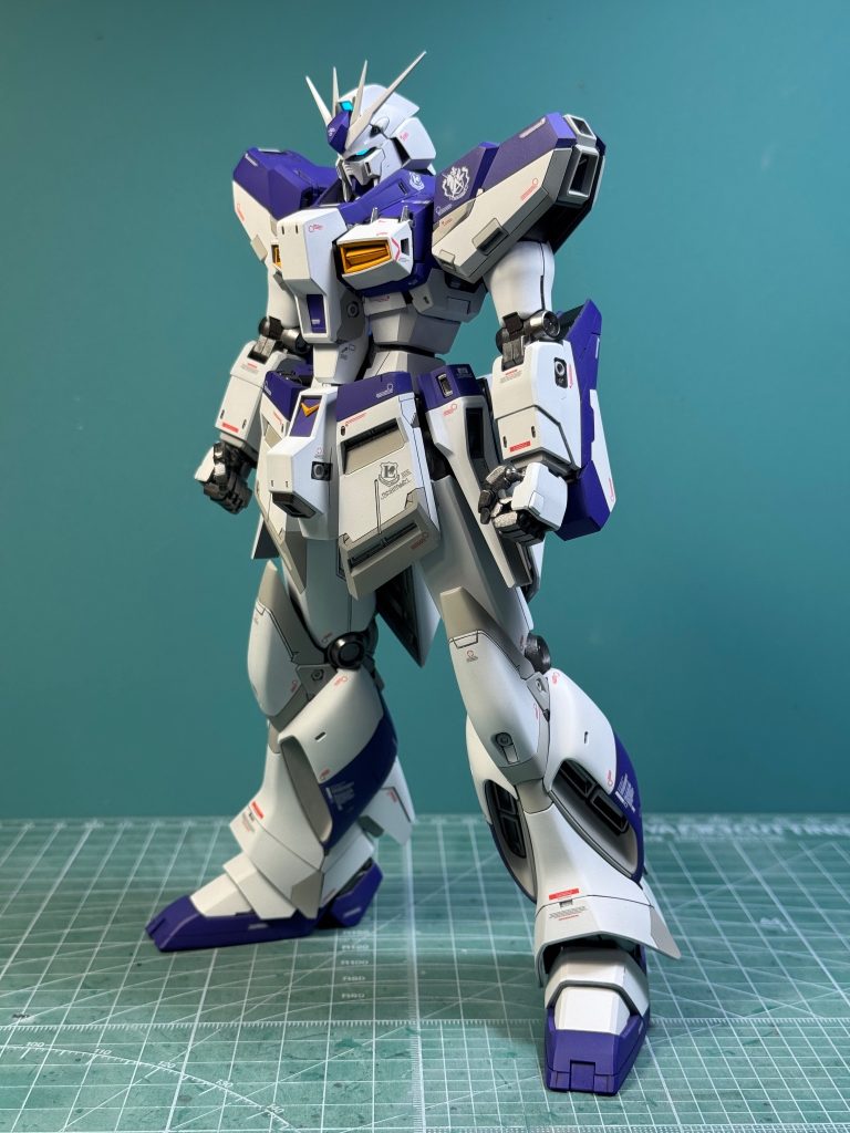 MG HI-νガンダムver.K.a. スタイル改修、全塗装–9枚目/制作者：tOshi76