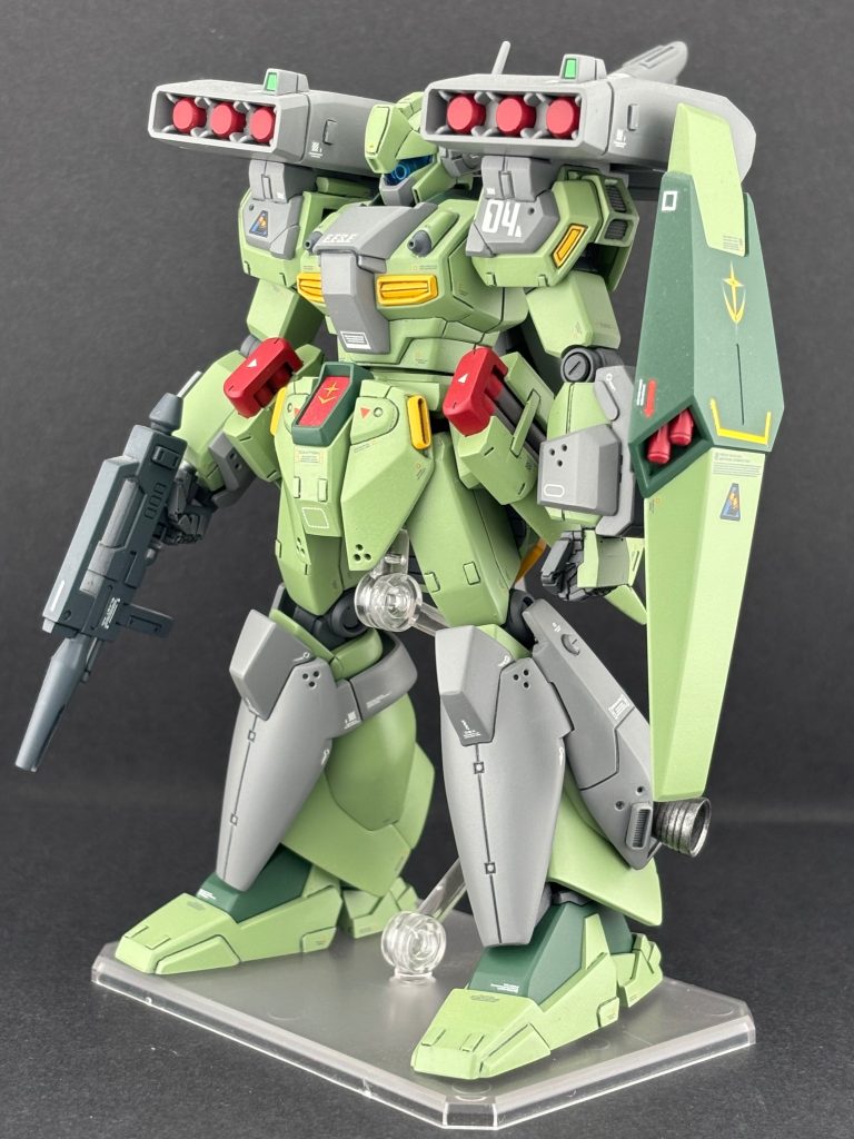 キット各所に、プラ板でディテールを追加しています。