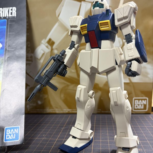 ジムII・セミストライカーを素組みしました！久しぶりに組み立てからMGを作りましたがあっという間にできました😆ここから改修、塗装をやっていきます🫡（3枚目）