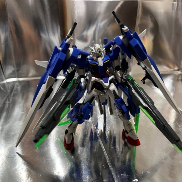 ダブルオーガンダムフル装備