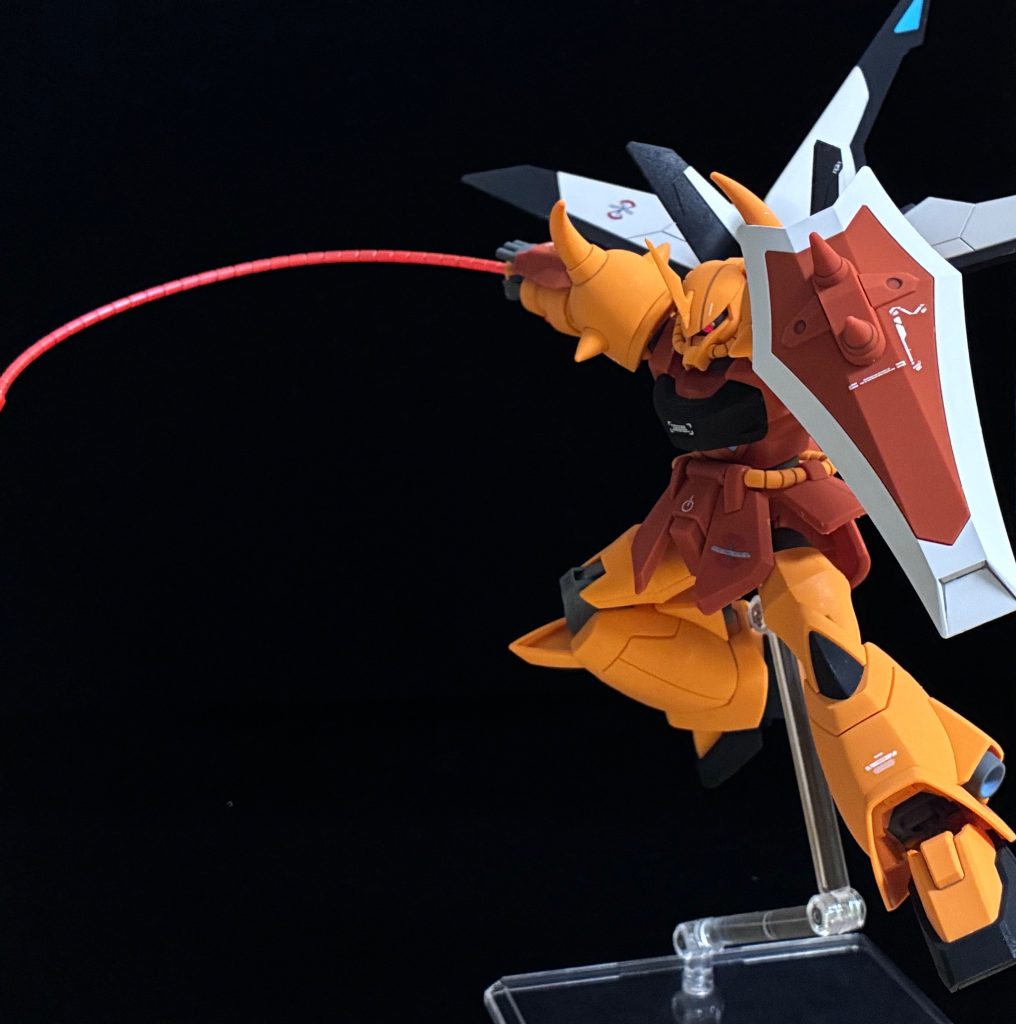 最後はお気に入り写真の別カットで〆。ご覧いただきありがとうございました。カラーレシピ:バーニアノズル内部:ファレホモデルカラーグレーブルー手甲:ファレホメカカラーオレンジ、イエローを1:2(イエロー多め)