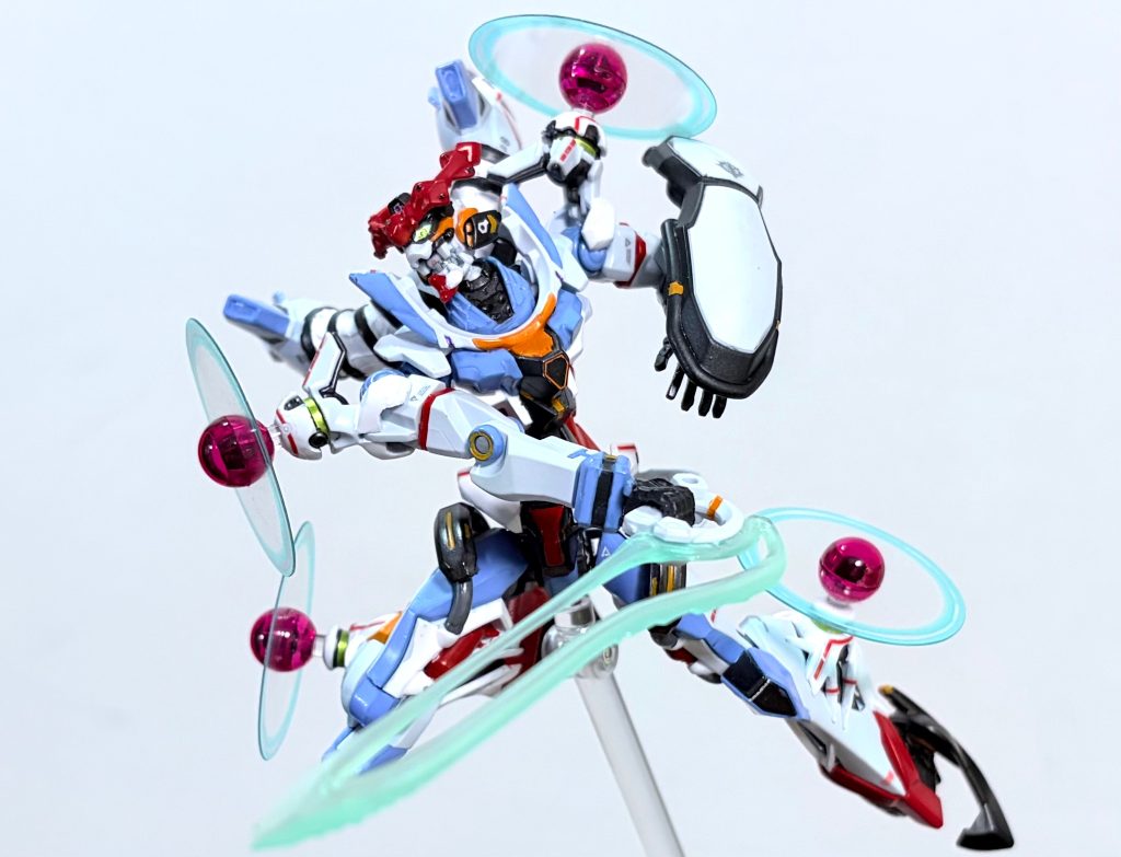 覚醒ジークアクス！こちらは原作寄りのカラーで