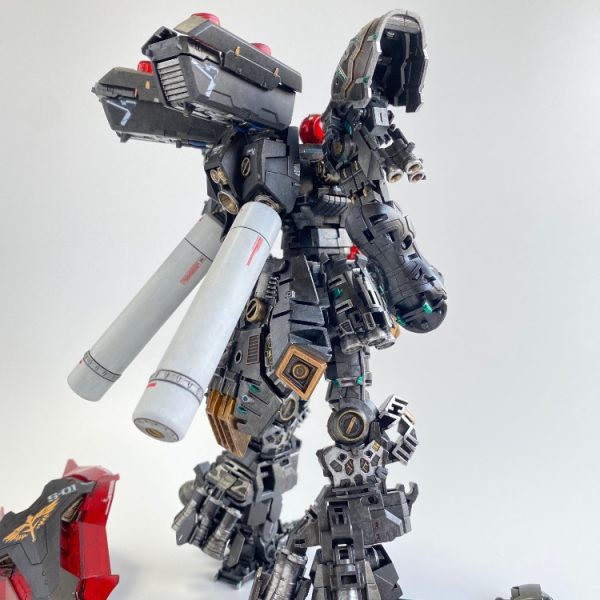 RGサザビークリアカラー(内部フレーム)
