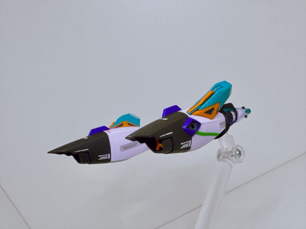 この角度から見ると戦闘機っぽい！！ジフレド良いキットでした！ジークアクス系のデザインは一風変わってるので良いですね〜&nbsp;