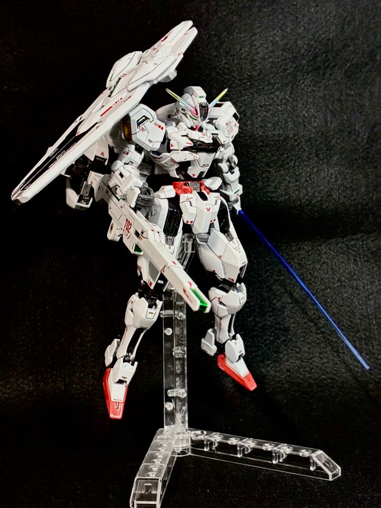ザクIIチックな右肩シールド
