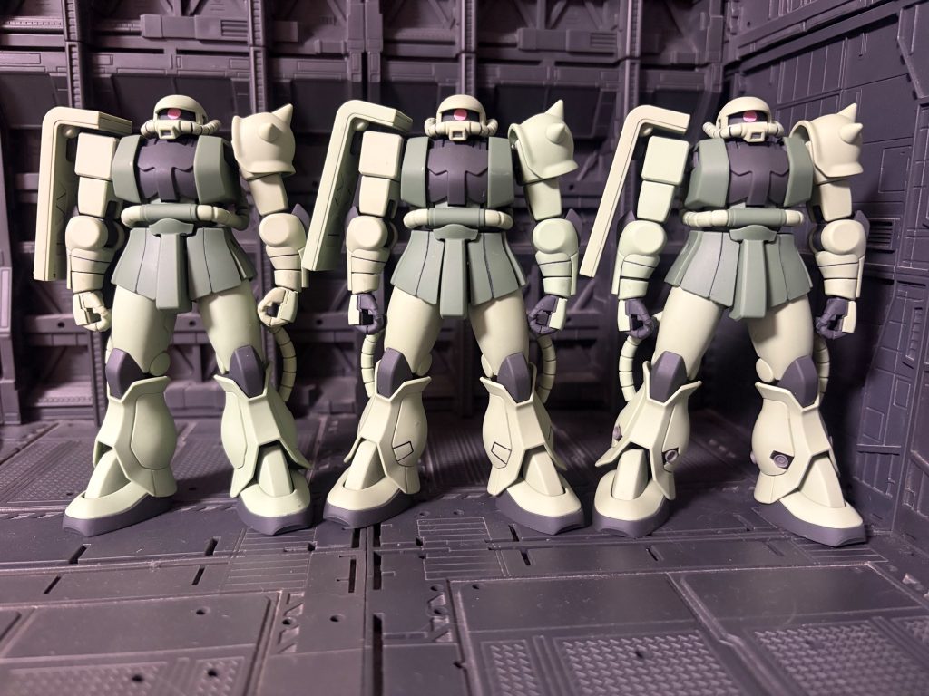 MS-06F  量産型ザクII (比較)