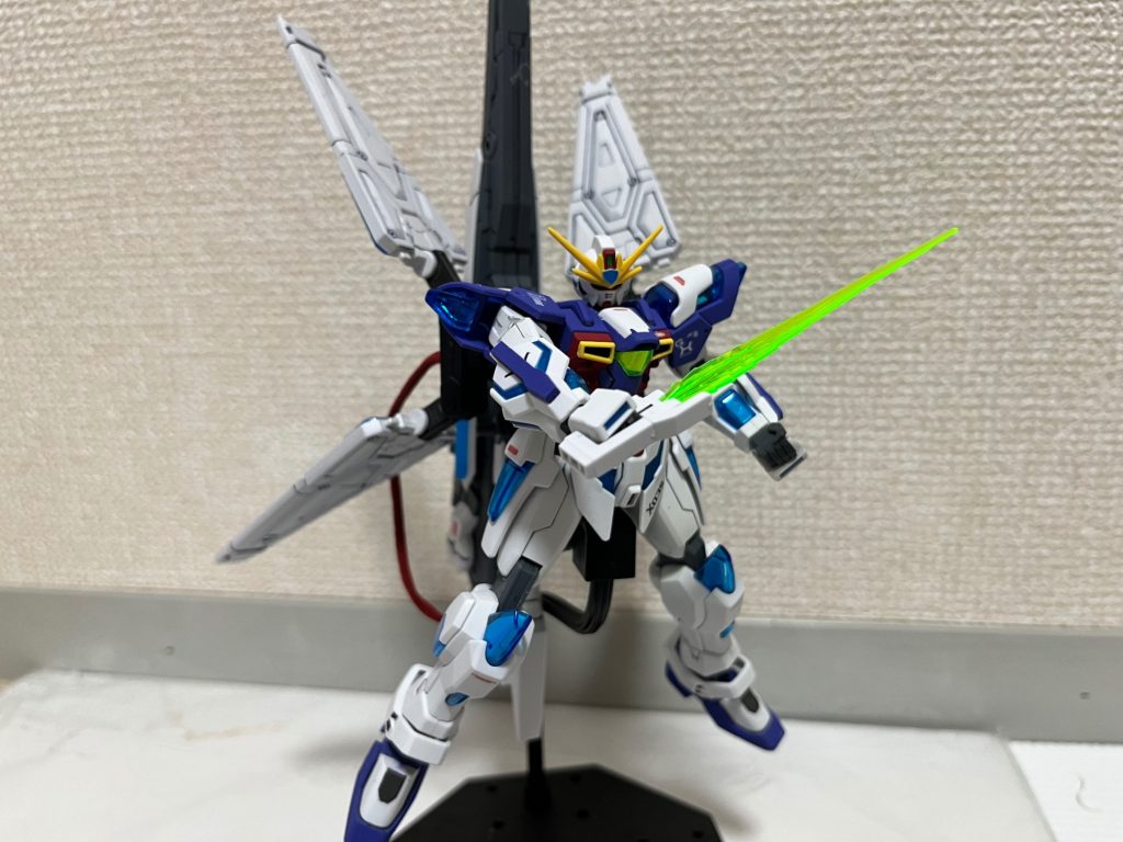 ビームサーベル！背部のキャノンにマウントしてます。大型でかっこいい！！