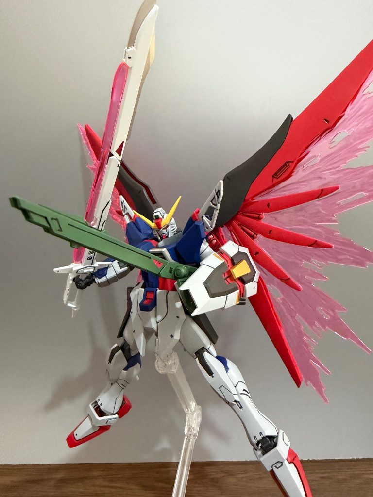 デスティニーは武装いっぱいでどのポージングで飾るか悩ましいですやはり両武器展開がカッコいいかな