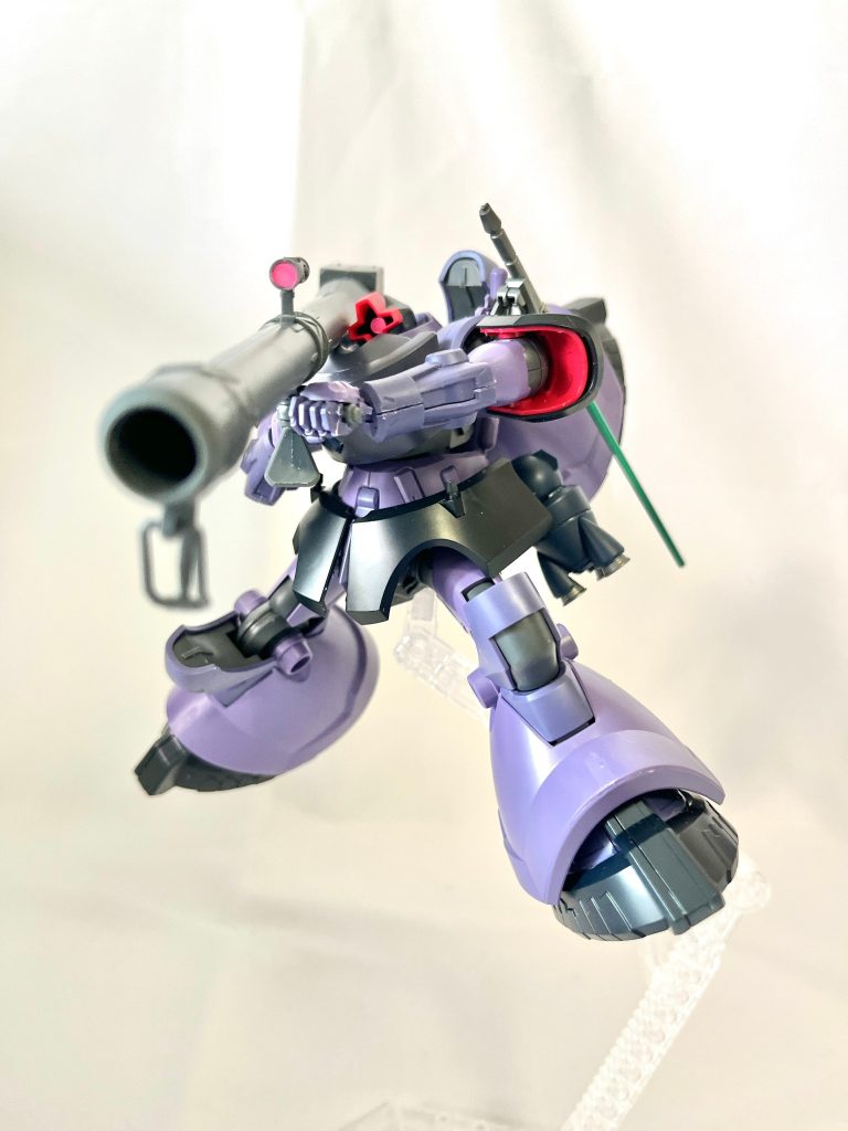 マッシュ機不倫相手はカーリー。おいなりさんをつまみ食いした事をネタに脅迫され、カーリーと一緒においなりさんを作ってたところをパパラッチされたようです。