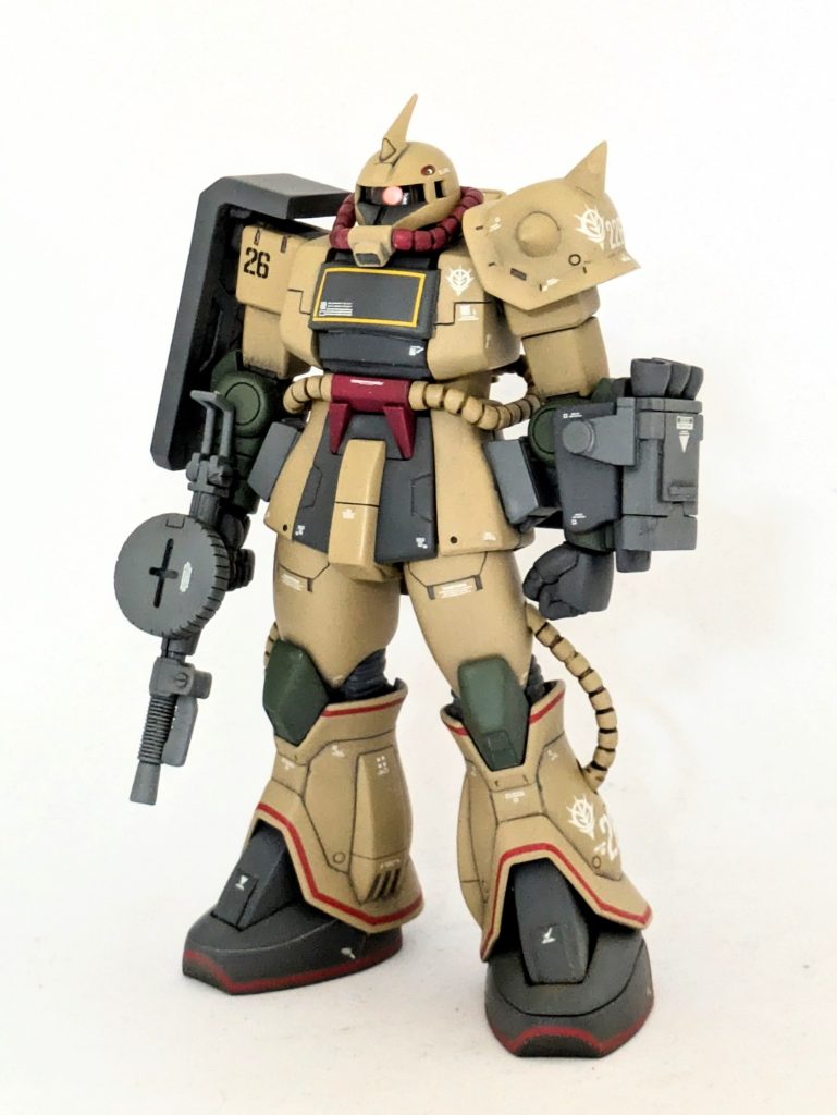 キットはピンクパンサー隊のものなので、デカールはあちこちからかき集めでっち上げ。赤ラインはハセガワのフィニッシュシートを切り出しました。