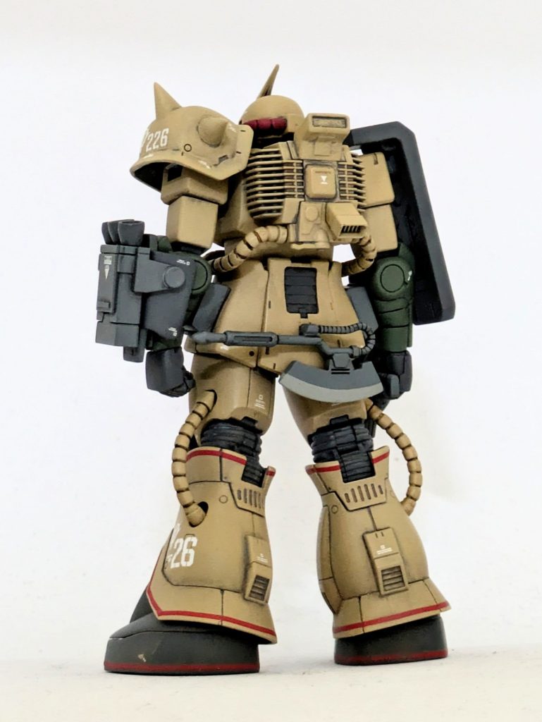 塗装は今回全て缶スプレー。タミヤのライトサンド、ジャーマングレー、フィールドグレー等々です。塗装ブースのある部屋はエアコンが無いのでできるだけ長居したくないので！仕上げにウェザリングカラーでウォッシングしてます。