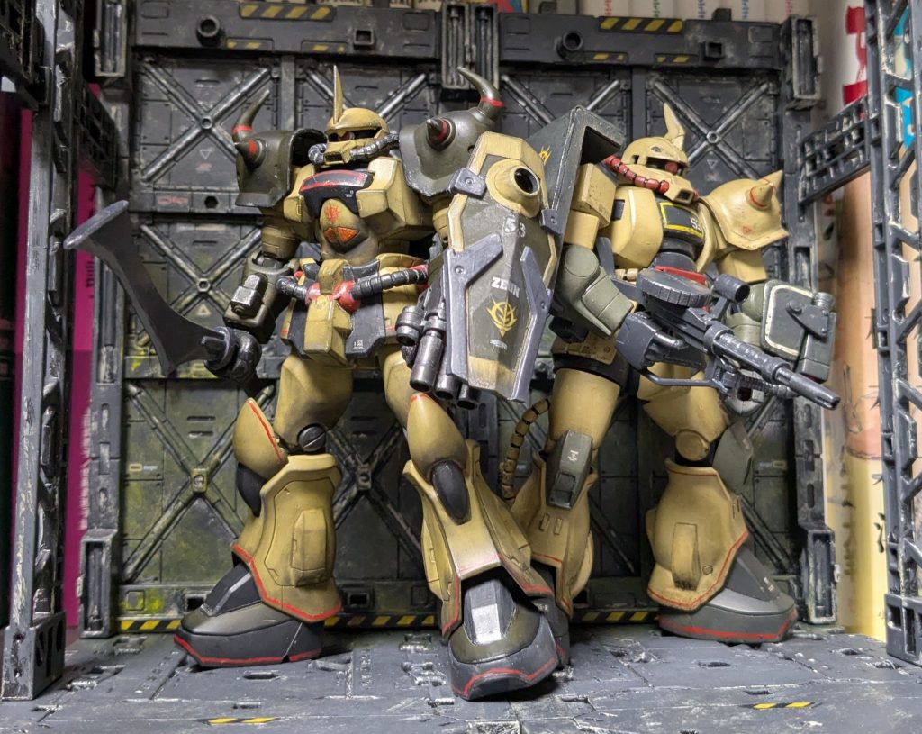 砂漠っぽいのペアで撮影。重力戦線いいですよね。これシリーズはもう少し足していきたいのだけれど、ドムがなあ手に入らないのだよなあ。ＨＧドム再販ほんとおねがいしたい。