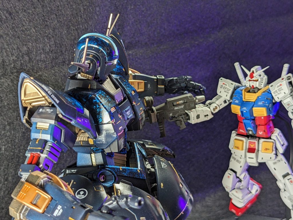 今回の撮影のテーマは　ジオン軍最強のMSジオングと最強のパイロットシャアに挑むガンダムとアムロをイメージしました。（まあ、最強はアムロなんでしょうけど・・・）&nbsp;