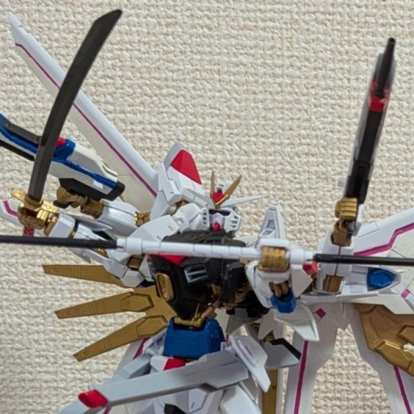 ASW-G-38 ガンダムハルファストラム （マイティーフォーム）