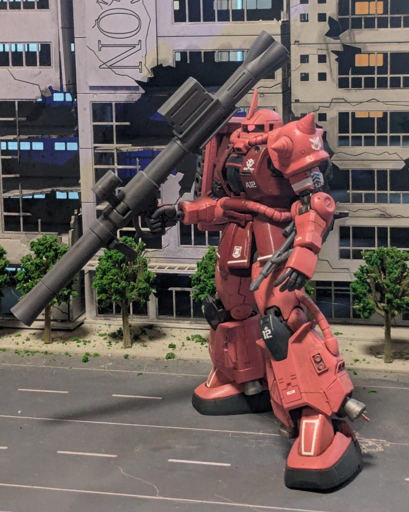 ククルスドアン版シャア専用ザク–2枚目/制作者：@Torowa_No3