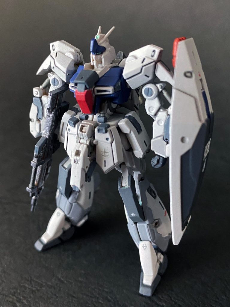 斜め左から