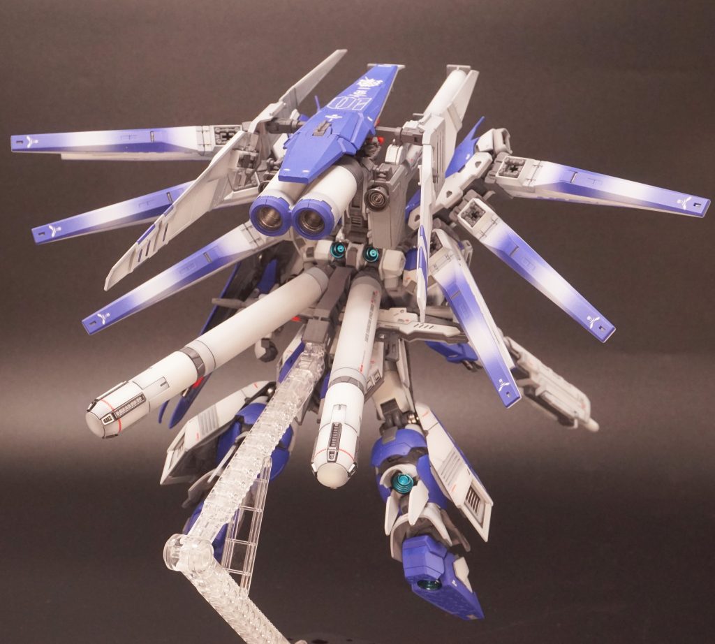 バックショット。重武装機の背面は絵になりますね。