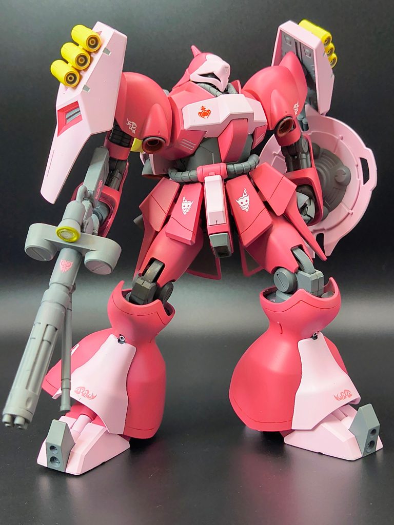 ピンク：ブリリアントピンク薄いピンク：ブリリアントピンク＋ホワイト関節：ニュートラルグレーファンネル：キアライエロー＋ホワイト