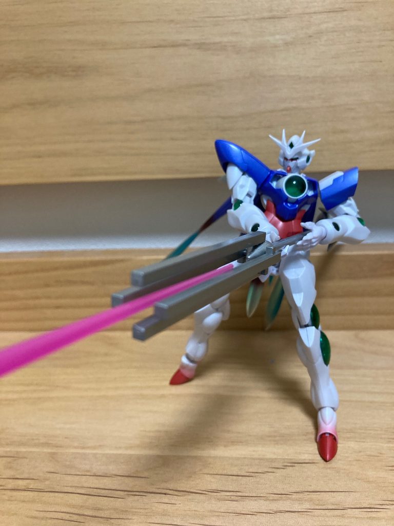 組み替えて銃のようにすることも可能