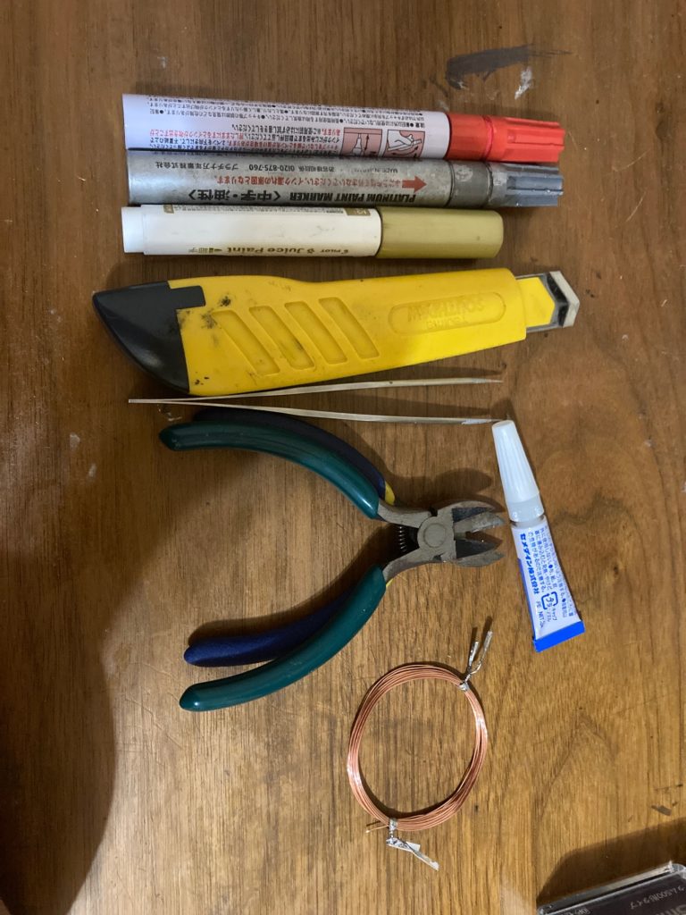 使った道具たち。どれも年季が入っています(zaku-kao4)