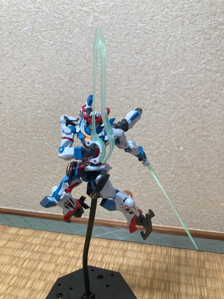 ビームサーベルもかっこいい！(gundam-kao7)