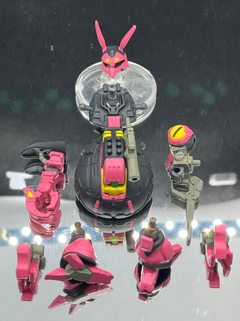 パーツはこんな感じで