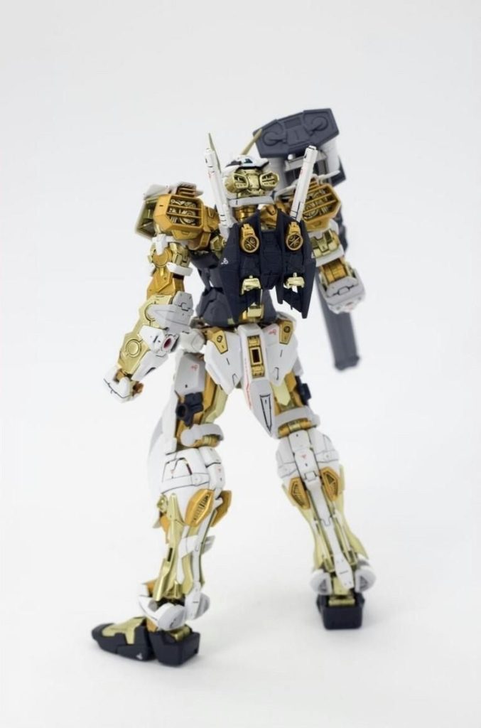 MG•ガンダムアストレイゴールドフレーム–4枚目/制作者：risuisei