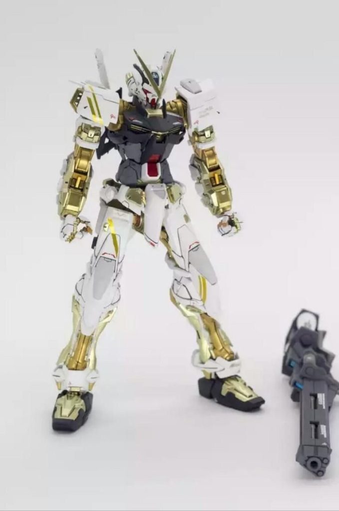 MG•ガンダムアストレイゴールドフレーム–2枚目/制作者：risuisei
