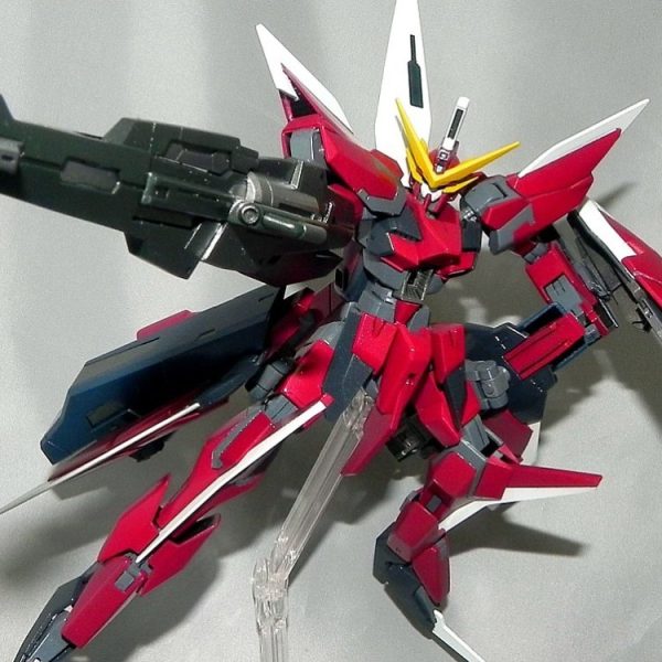イージスガンダム（大気圏内単独飛行装備）