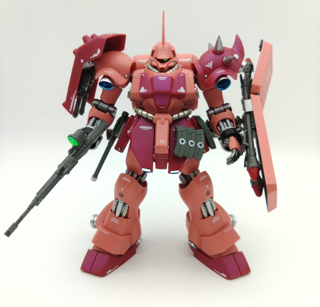 登場作品はリバウを作る際にお世話になったガンダムマンガ『機動戦士ガンダムアクロス・ザ・スカイ』です。バド少尉はユニコーン本編にもちょい役で登場しています。しかし、マンガではセリフもあり、続編の『ラスト・サン』ではリバウのパイロットルガー・ルウの謎(薄味)を解き明かす重要人物です。シナンジュ奪取後にパイロット不在となったフロンタル専用機を任せられたことを考えれば、その実力は確かなはずです。