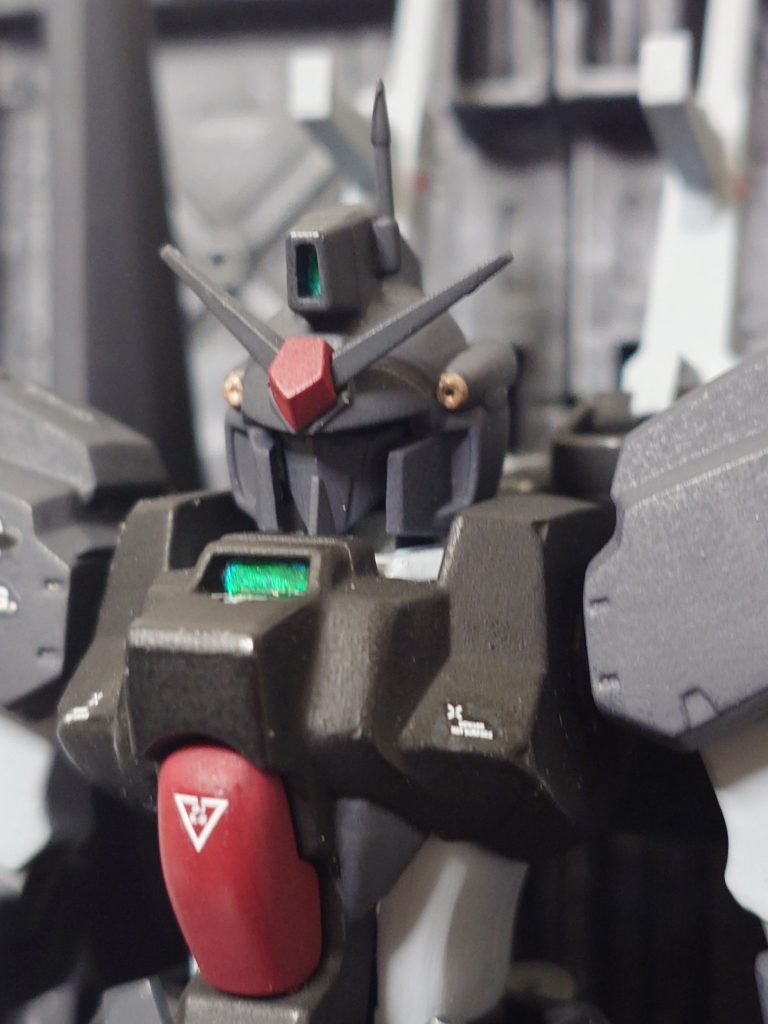 UC0087頃のアナハイムガンダムはz顔のイメージだったので、マスクはzなのが地味なこだわり。