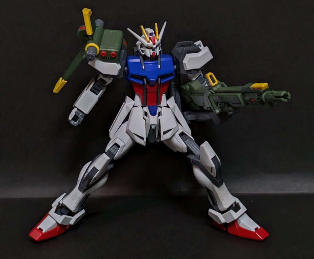 カッコ良いのと同時に画角に注意しないといけないのもお約束！www余談ですが、ガンダムSEEDの武装の名前ってやたらとカッコ良いのが多いですよね！wついつい口に出して言いたくなっちゃいます！筆頭はゲシュマイディッヒ・パンツァーかな！www(zaku-kao5)別の機体だけどwww(gundam-kao6)
