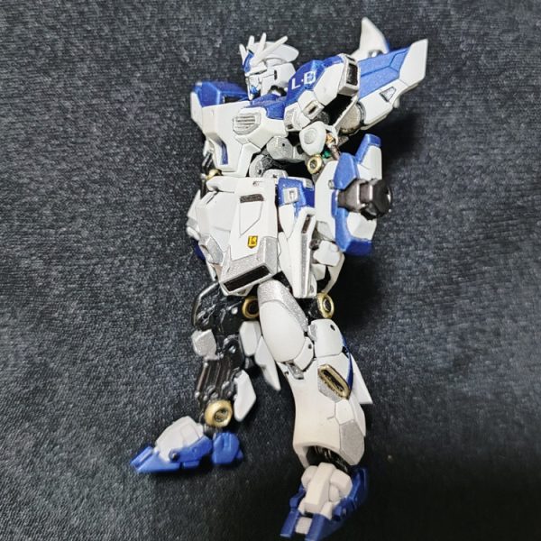 ガンダムアーティファクト　Hi-νガンダム 3