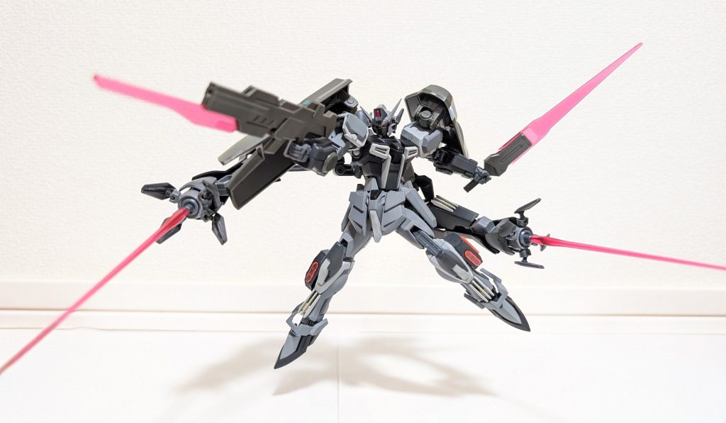 ビームサーベルを射出可能ソルのこれがかっこよくて好きです。