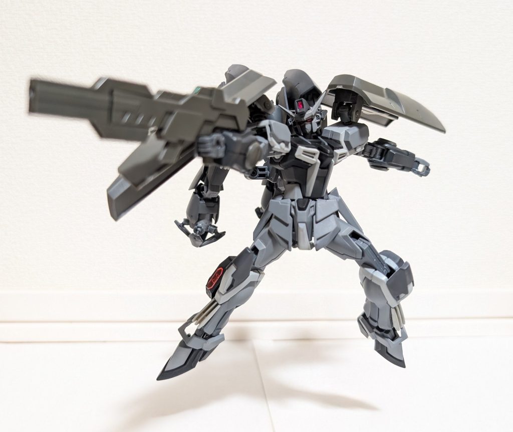 ビームライフルディランザソルのまんまです。ソルの武装がカッコよくそのまんま持ってきました。