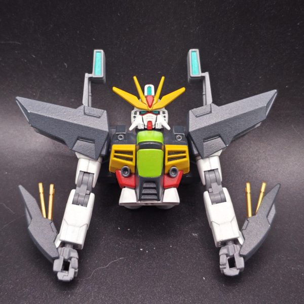 HGダブルエックスの上半身完成。腕部の塗装が少し荒くなっちゃったな。つや消しの量が多かった感じ。もう少し綺麗になるように注意しよう。（3枚目）