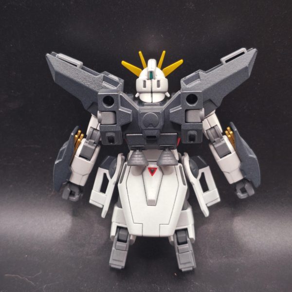 HGガンダムダブルエックスの太ももまで完成。腕部の塗装が少し荒かったので、気をつけて腰部から下を製作。大分と綺麗に出来た感じ♪&nbsp;（2枚目）