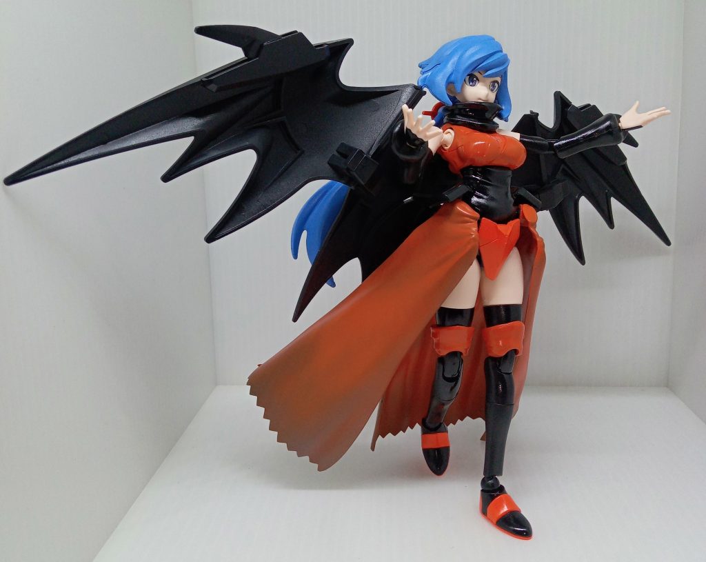 可動部位が制限されるので、黒翼は外して第一段階バージョンにしてもよいかも。