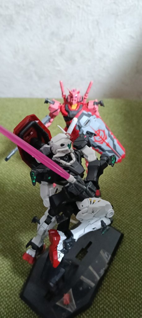 見よ このモビルスーツの性能をっ  01ガンダム–4枚目/制作者：ヒーローNORY