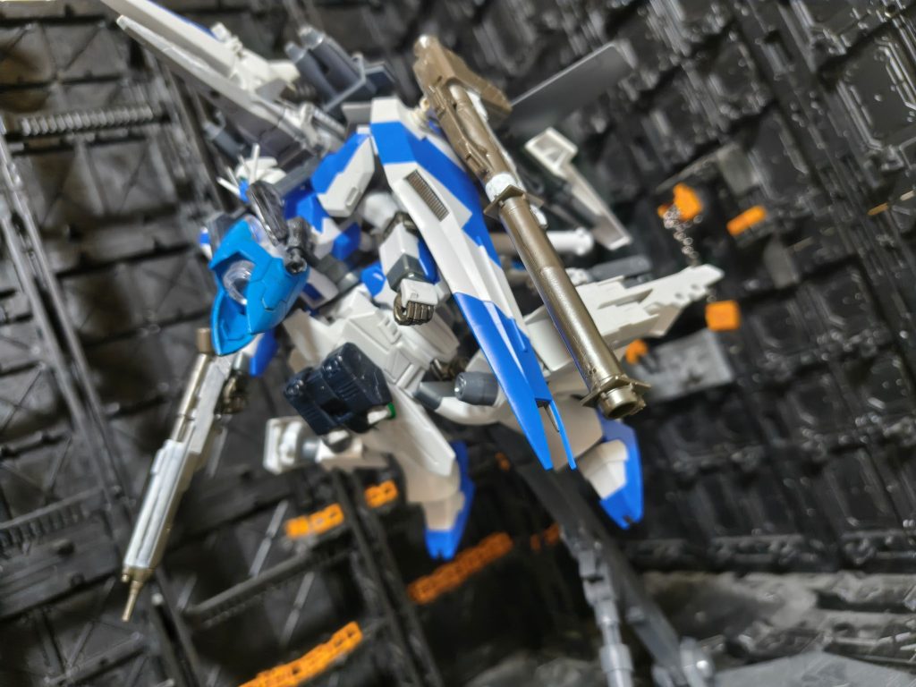 めっちゃ、ペーネロペー、アリュゼウス、そんで、クスィーガンダムにつながる機体ってなればいいなと思いながら作りました。