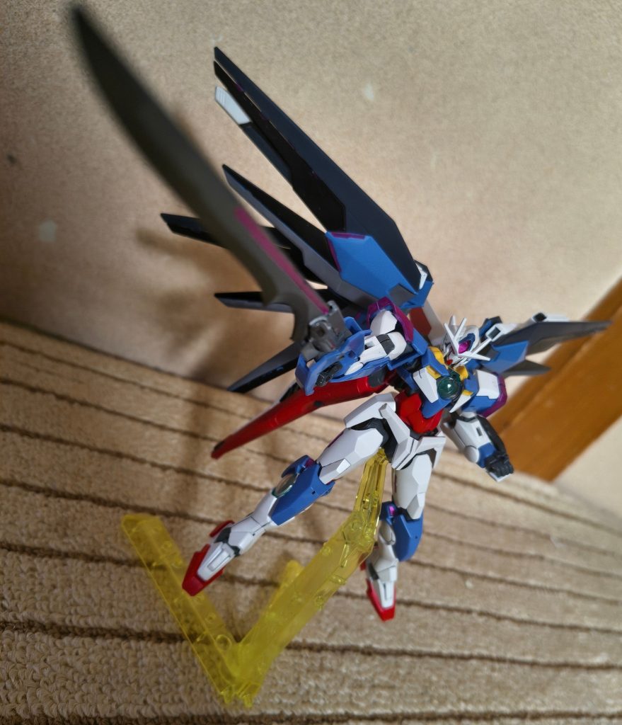 メイン武装アルカブスファルシオン(ガンブレード)