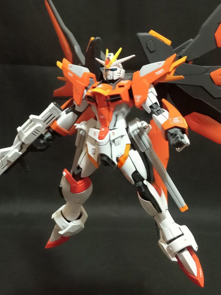 C.O.M.P.S発足に伴い、青年は、シン、ルナマリア、アグネスらと共にZ.A.F.Tからの出向パイロットに抜擢される。彼に与えられたのは、量産を視野に開発された新型機ライジングフリーダムの一機。