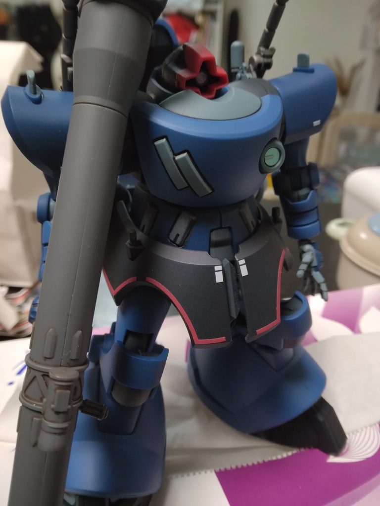 リックドム(ＧＱ)シャリア機