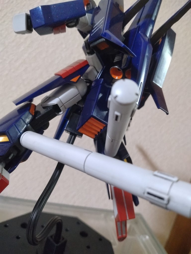 タンクはシナンジュスタインの物を使用しております。