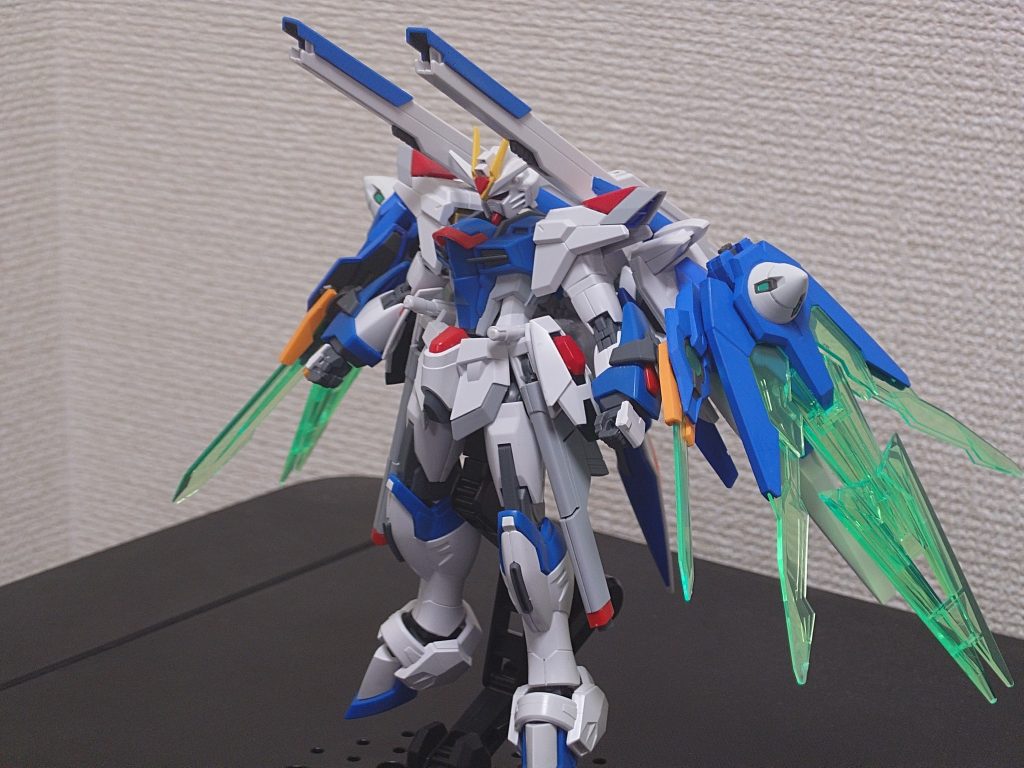ダブルオーダイバーアークのユニットにエフェクトパーツ付けてみました。もう二度とやりませんｗ（重たすぎ＆ポロリ＆塗装剥げる＆差し替え多すぎ）