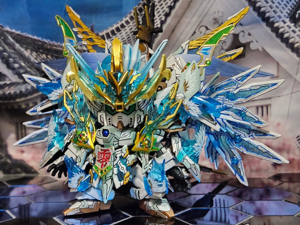 巣立ち今回もネイルシールから天使の羽をデカール代わりに使用。天覇曹操ウイングガンダムの羽の空洞部分にレジンを流し、今回は使い捨て極細筆を使用しクリアブルーで墨入れしてオサレにしました。