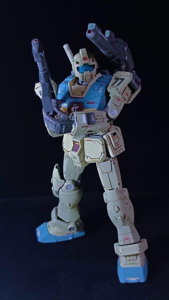 RGM-79にはスプレーガン。このポージ(zaku-kao4)ングをジムでやりたかった。